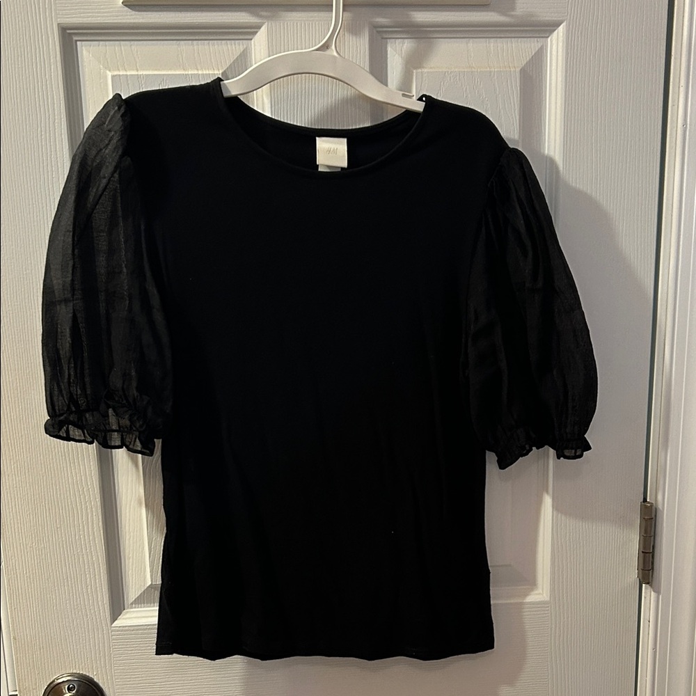H&M Black Puff Sleeve Blouse